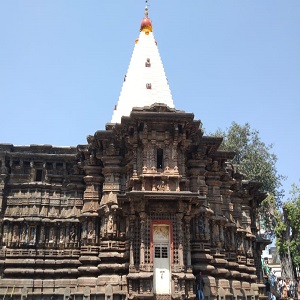 Mahalaxhmi-Temple-Kolhapur.jpg